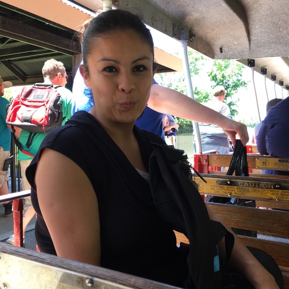 Meet the Posher Other - Meet your Posher, Maribel